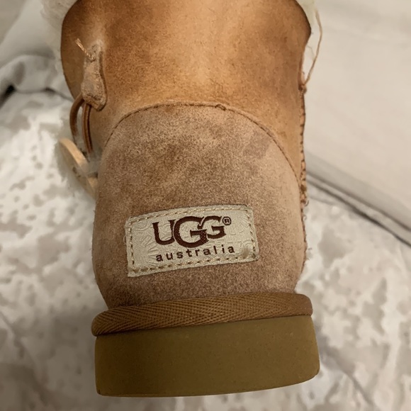 UGG MINI BAILEY BUTTON BLING CHESTNUT BOOTS - WOMEN'S - Picture 4 of 8